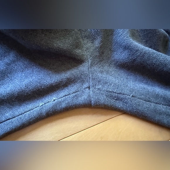 BCBGMaxAzria cozy gray sweatpants - Picture 9 of 10